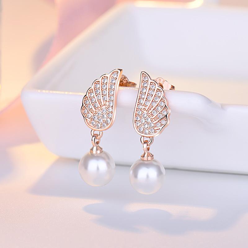 Angel wings fashion earrings