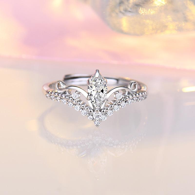 Imitation Crown Ring（adjustable size）