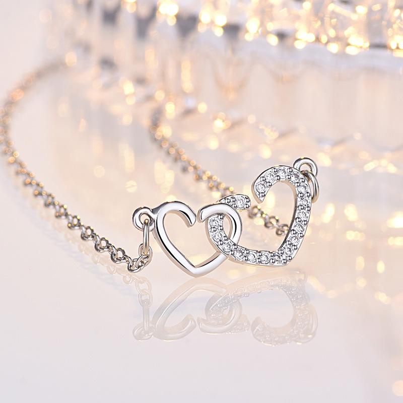 Heart-to-heart necklace