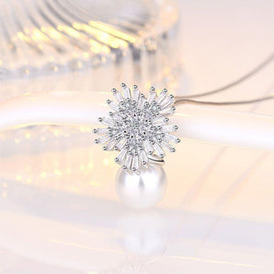 Snow Pearl Necklace