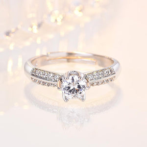 Fresh and simple fashion ring
