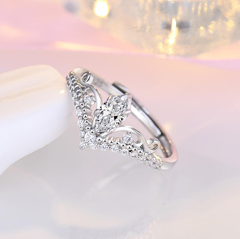 Imitation Crown Ring（adjustable size）